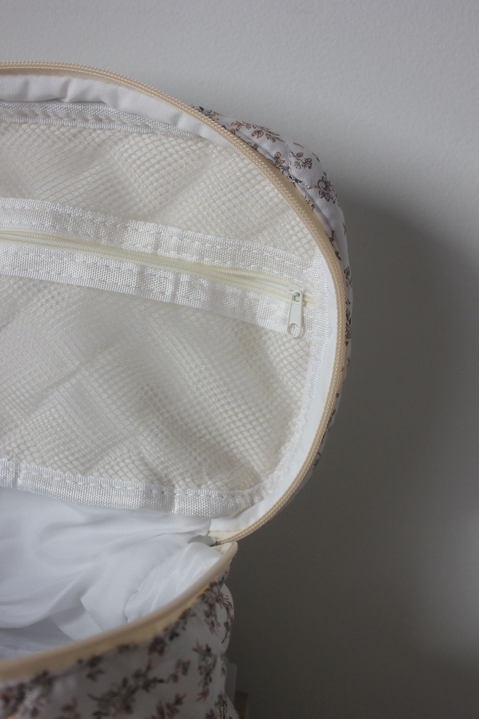 Miniature : Trousse format VANITY fleuri