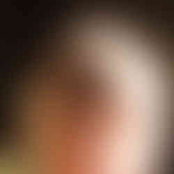 Shy Elizabeth's make-up on Leon ACord