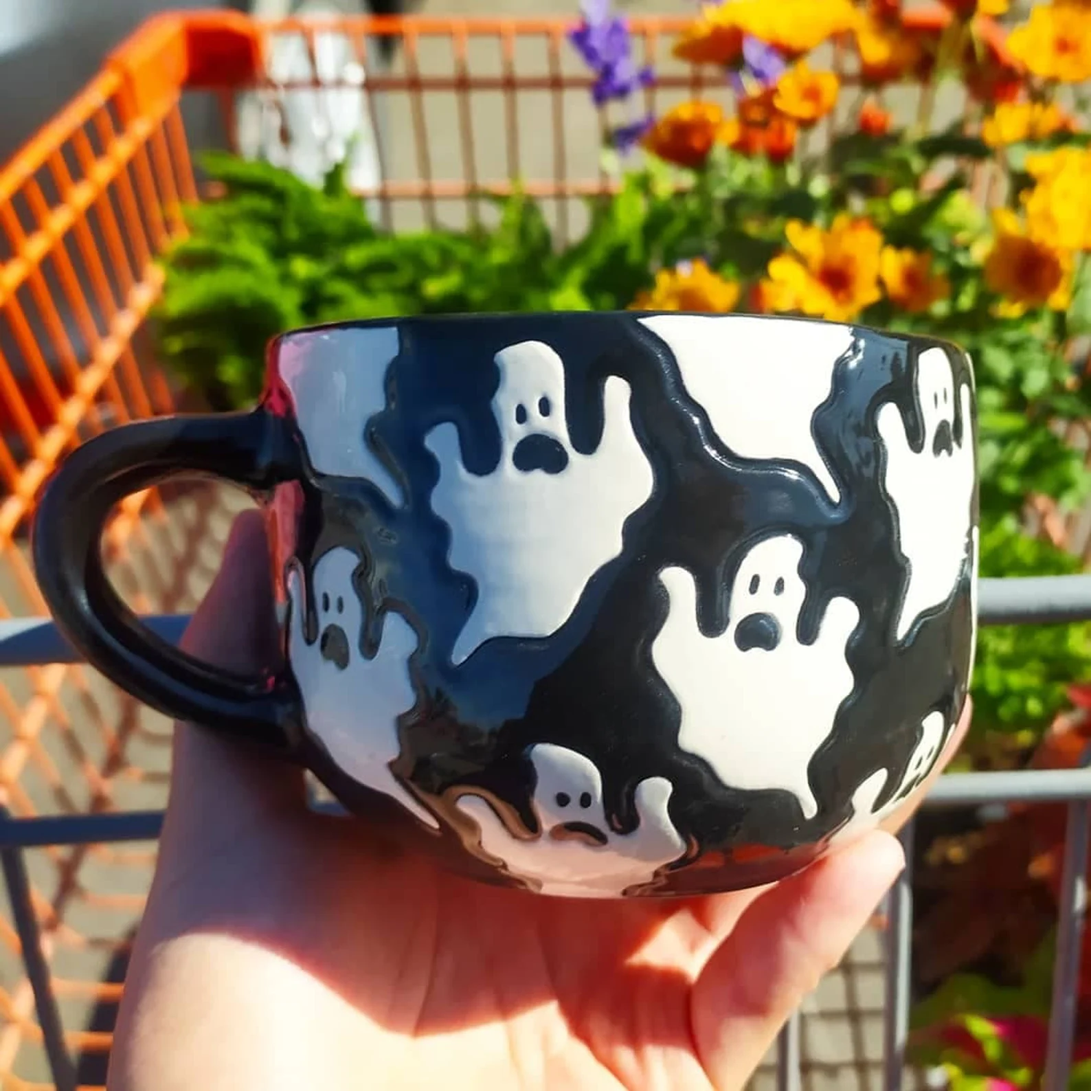ceramic mug with halloween ghost pattern