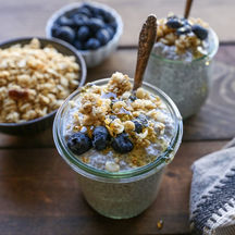 What I actually eat for breakfast... chia seed pudding!