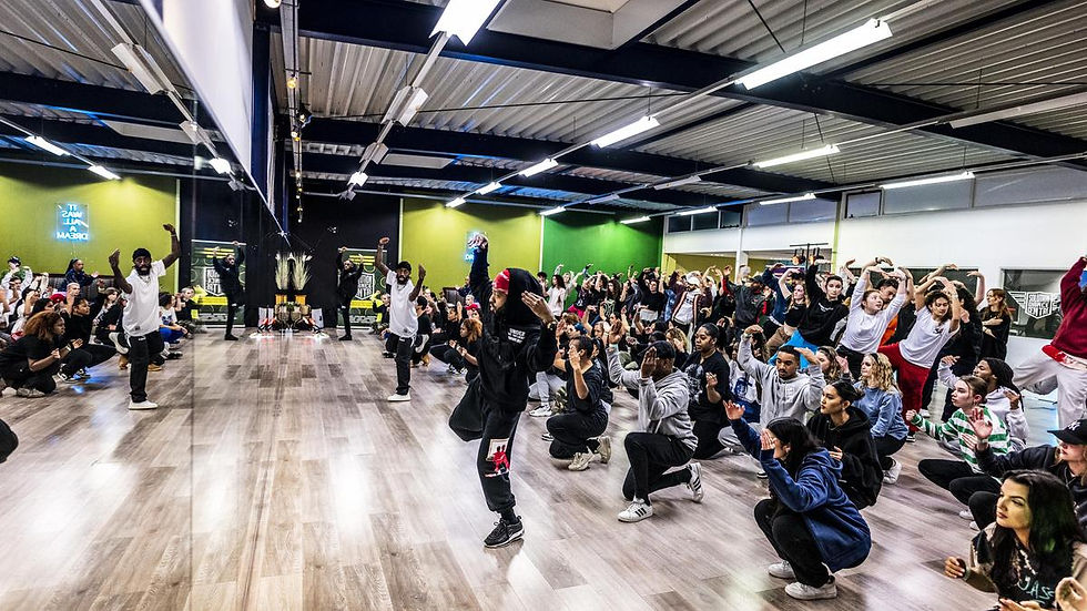 Dansen in Solution Dance Center_ 2.jpeg