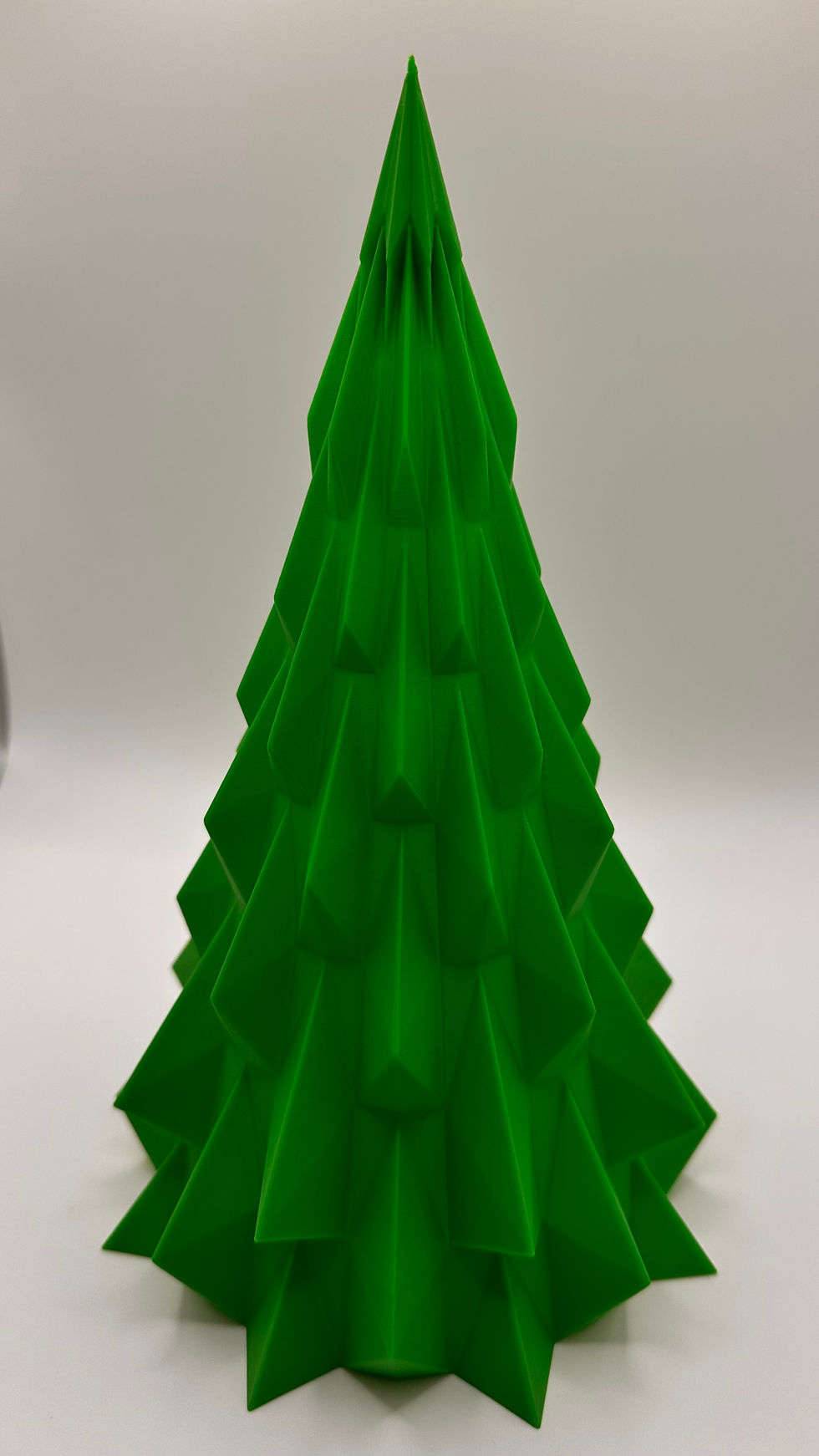 Thumbnail: Geometric Holiday Tree
