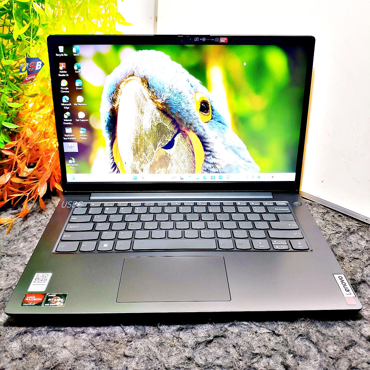 LENOVO V14 RYZEN 5-5500U 16Gb/512Gb Full-HD GARANSI RESMI - Laptop Second
