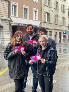 Flyeraktion gegen Parkplatzabbau