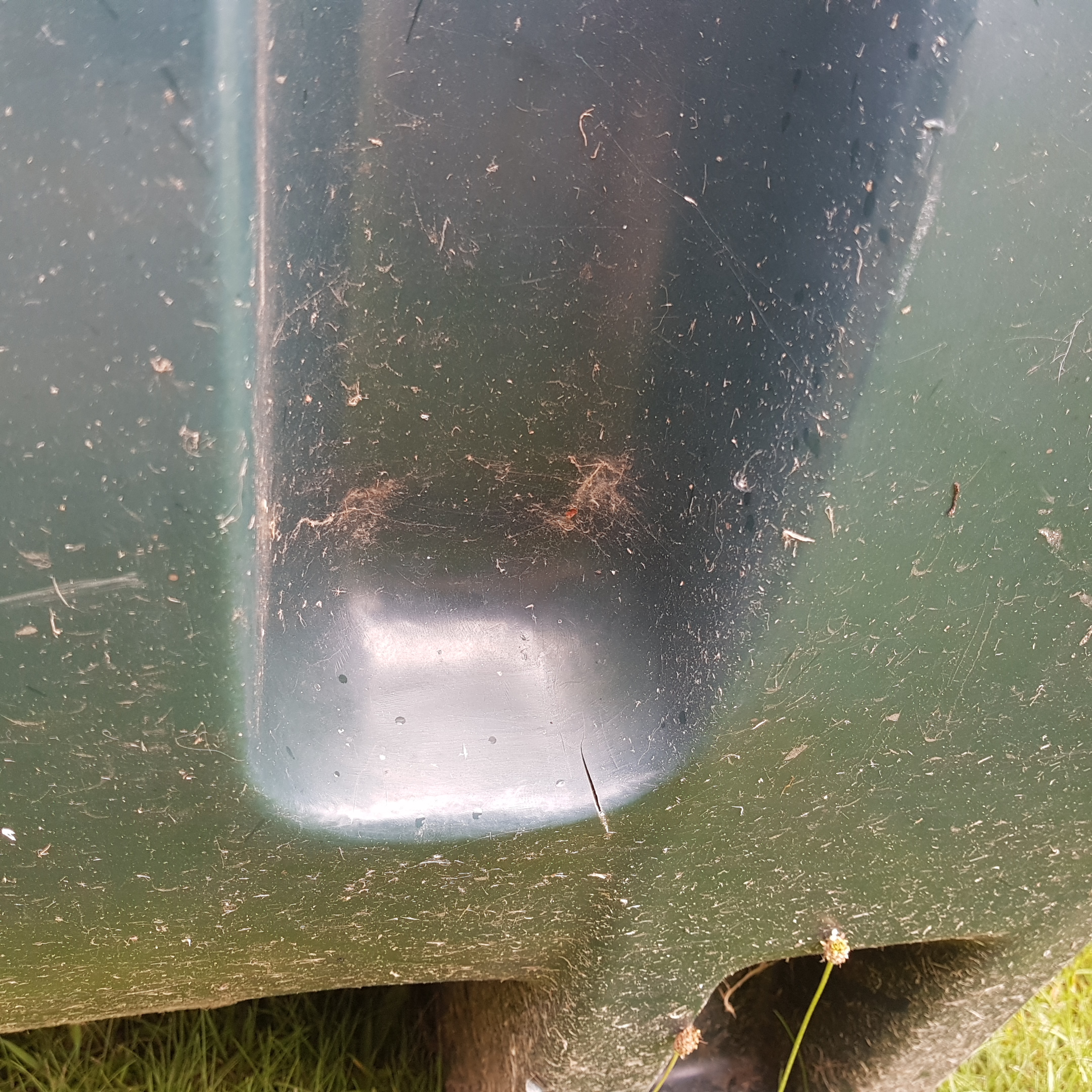 Cracked oil Tank