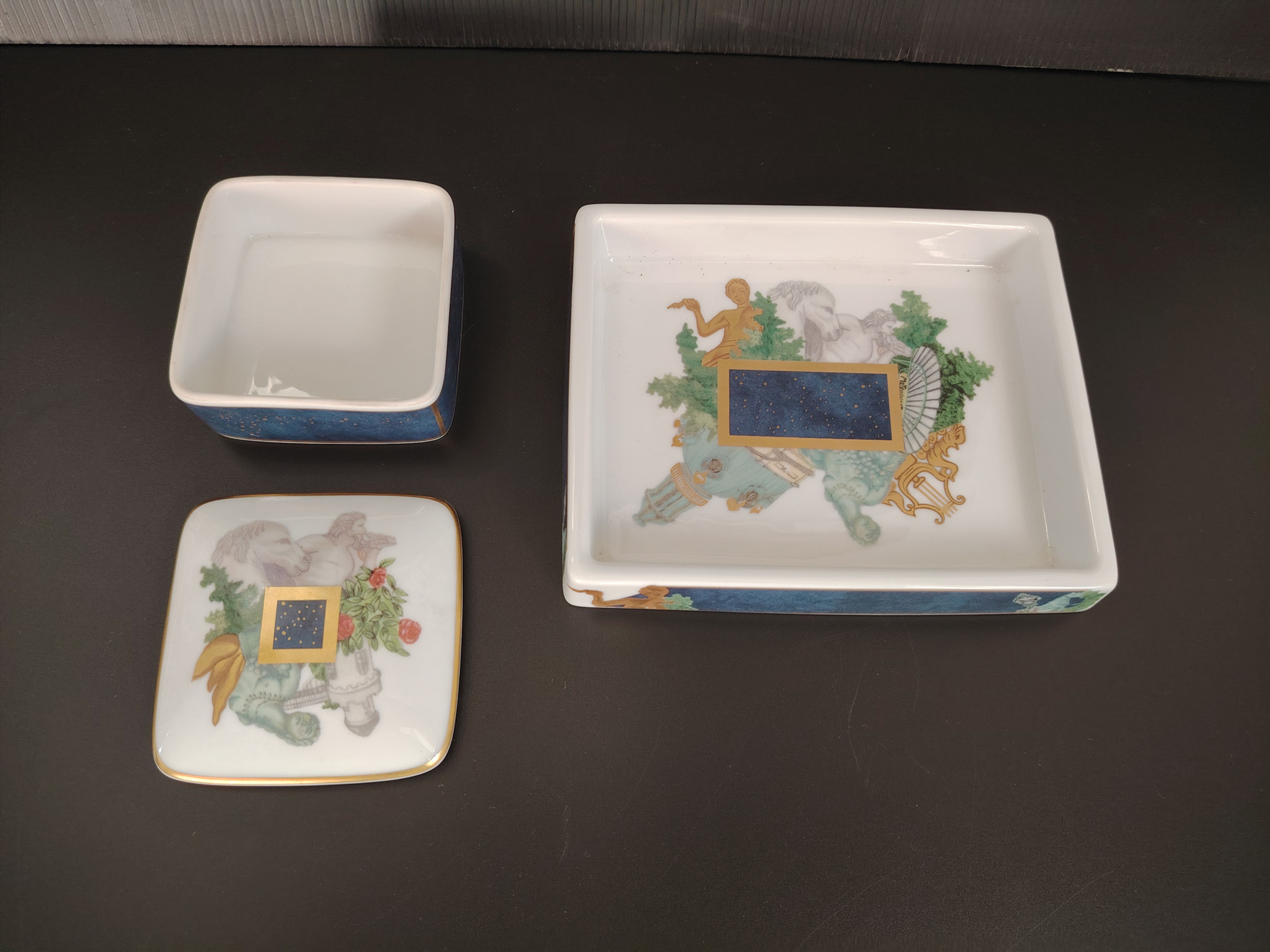 Bernardaud Limoges boite et vide poches " Métropoles"