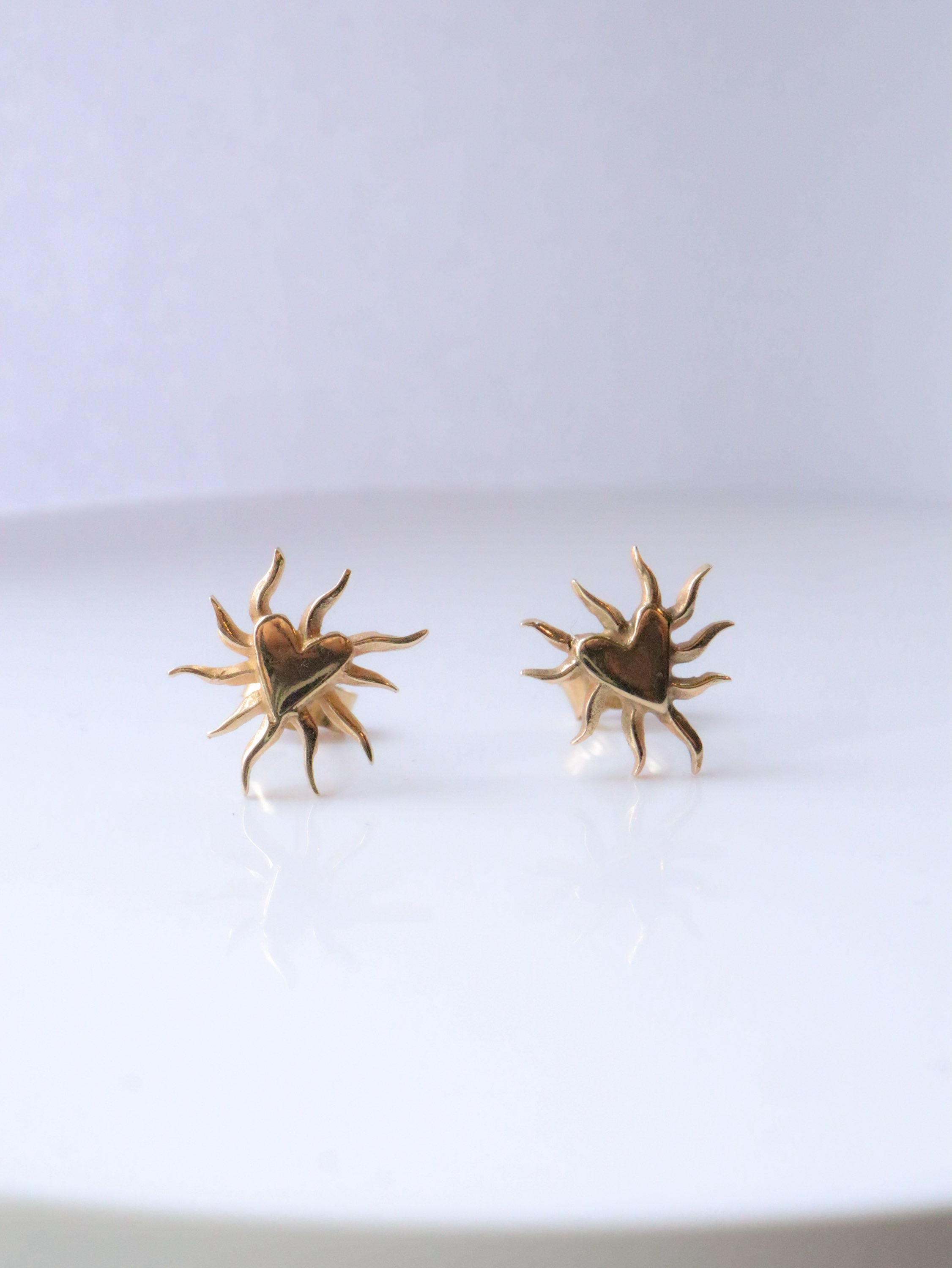 Dúchas Studs