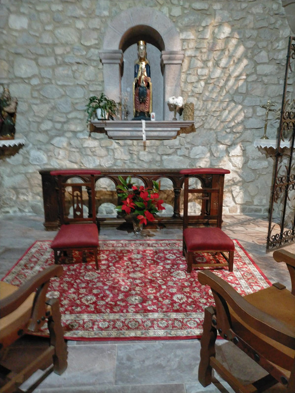 El Adviento ya luce en la Iglesia de San Roque de Pimiango
