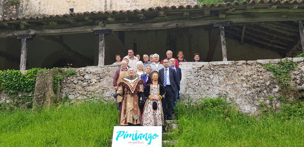 Presentación oficial de Pimiango a la candidatura "Pueblo Ejemplar"
