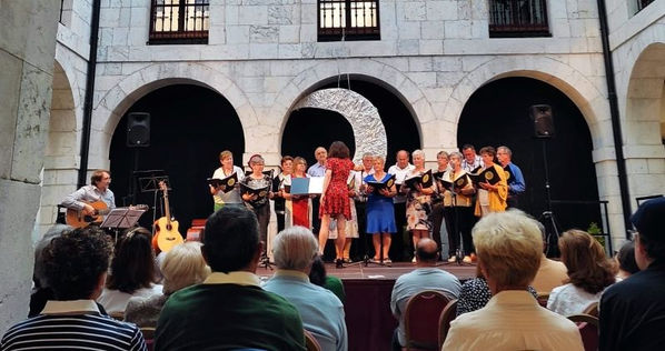Concierto en Comillas de Voces Mansoleas, Mestura y Javier Jauregi