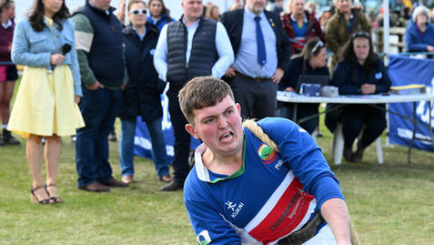 YFCU members pull together in the annual Tug of War competition’
