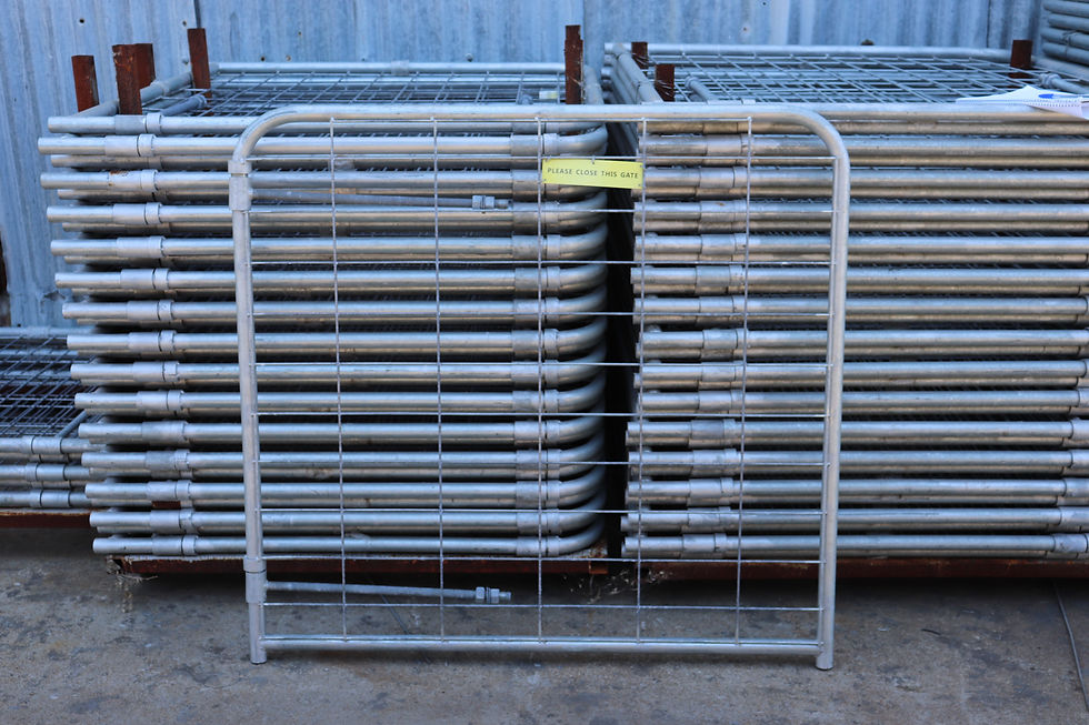 N'Stay Farm Gate 1.13 x 1.2m
