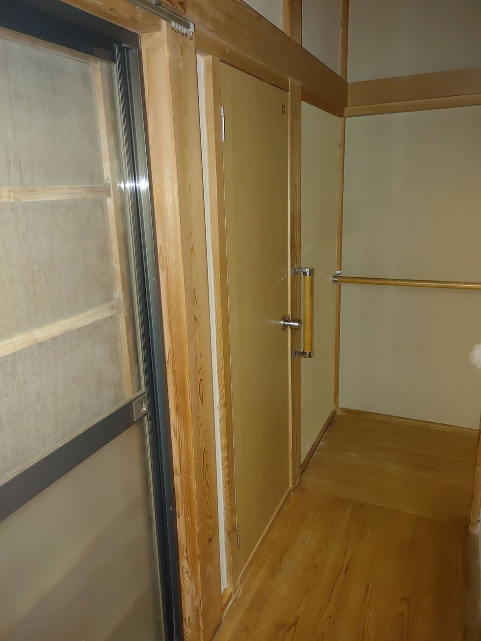 トイレドア取付後