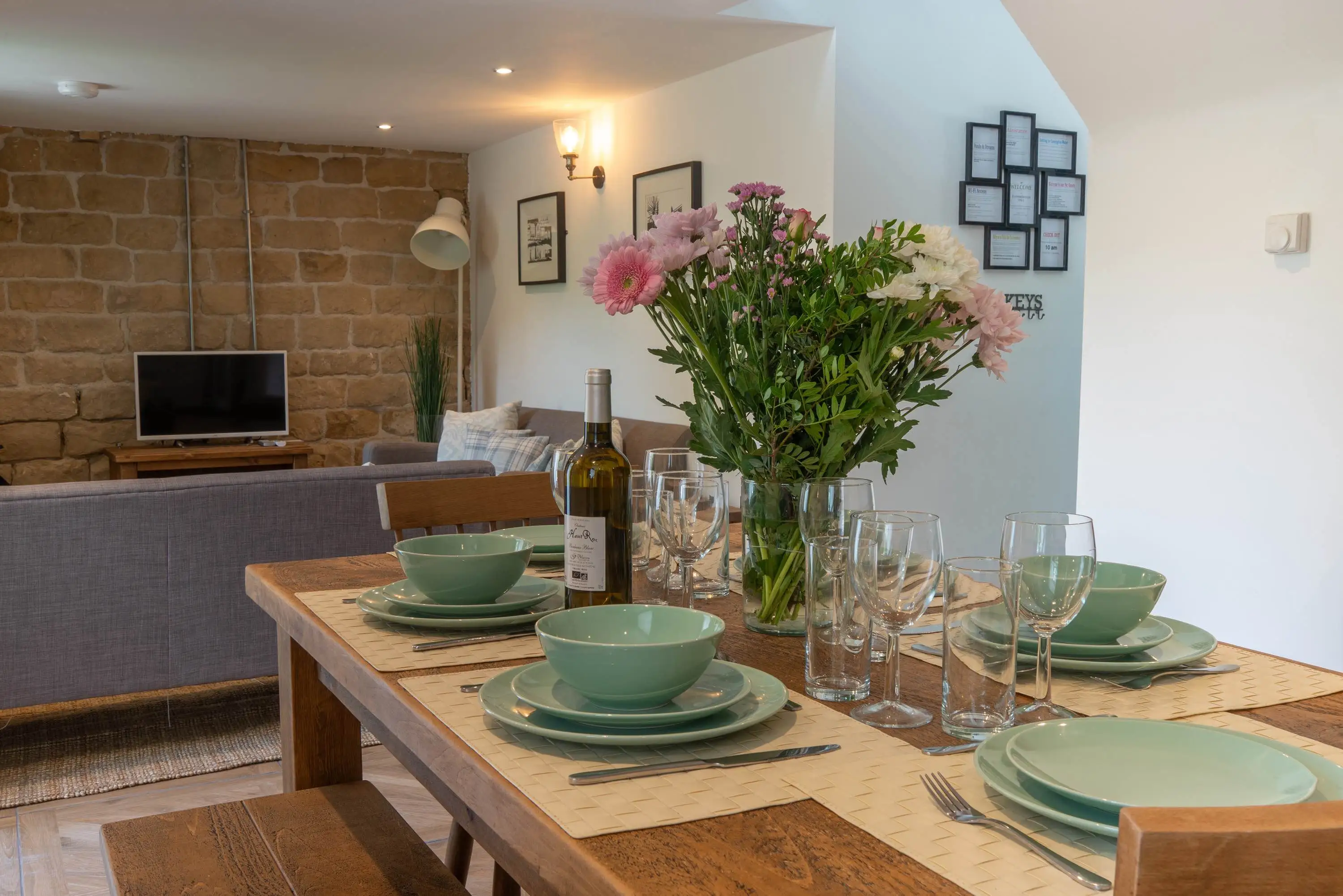 Dovedale Living Area (2).webp