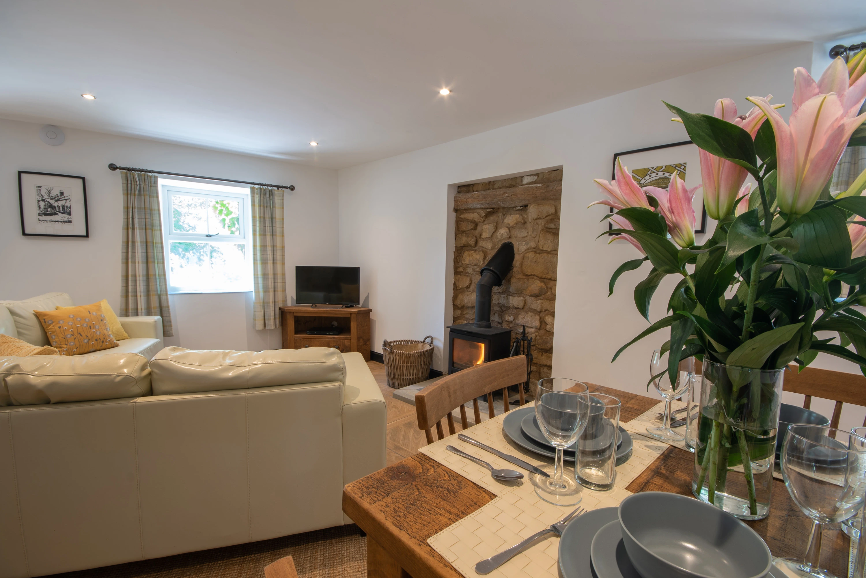 Henmore living Room 4.webp