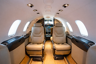 LEARJET 31A INTERNO.png