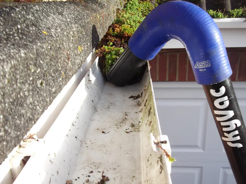 Gutter_Action_Shot_5.webp