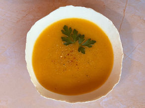 VELOUTÉ POIREAU, CAROTTE, POMME DE TERRE pour favoriser notre protection contre les frimas.