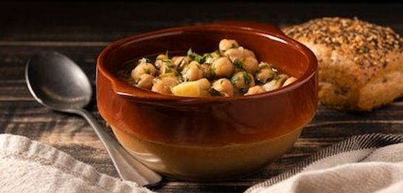 delicious-cooked-beans-bowl_23-2148746871.jpg