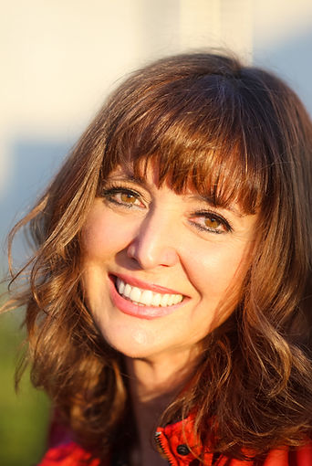 Life Coaching, Business and Entrepreneur Consultant, Communications and Branding, Professionals over 50, Health and Wellness, Education and Curriculum Development
