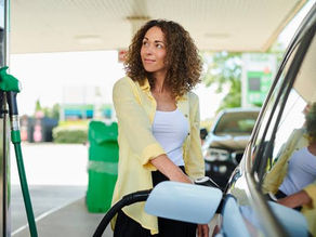Fill up the Tank: Avoiding Additional Charges When Returning Your Hire Car