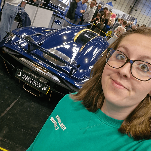 Belinda_Gravity Show