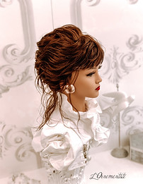 coiffure ultra moderne, frange effilée, texture craft hair, coiffure effet mouillée