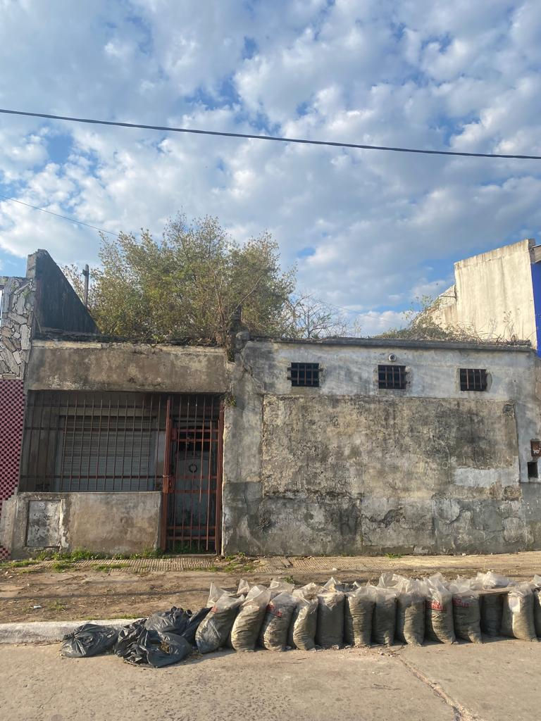 Miniatura: PASAJE APULE 944, LOTE DE 8,66 X 28 IDEAL CONSTRUCTOR
