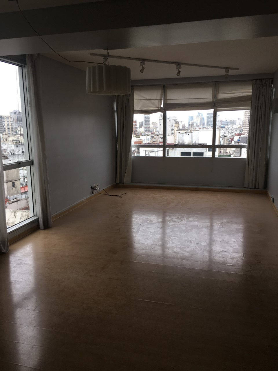 Miniatura: avenida callao 1234 piso 16º con amenities