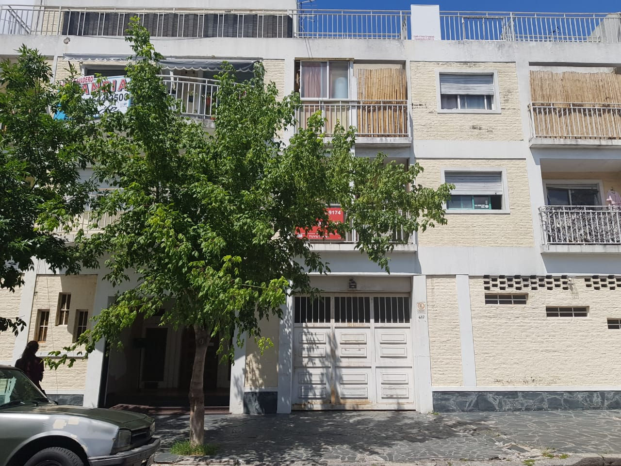 M. LEGUIZAMON 619 2º PISO AMPLIO LINIERS