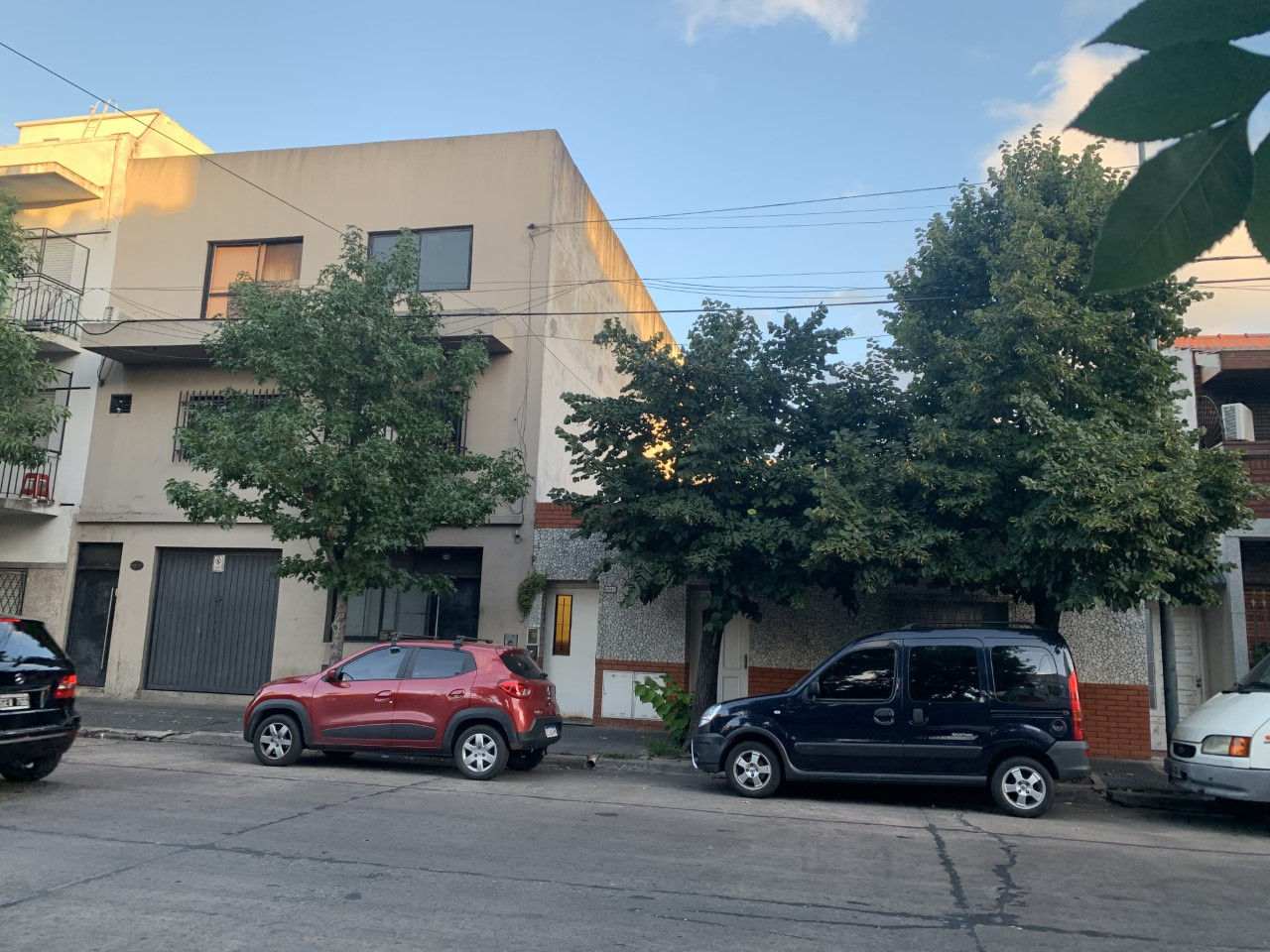 Manuel Artigas 6730/32/34/42/44, DOBLE LOTE DE 8,66 X 20 + 8,66 X 27,80 EDIFICAB