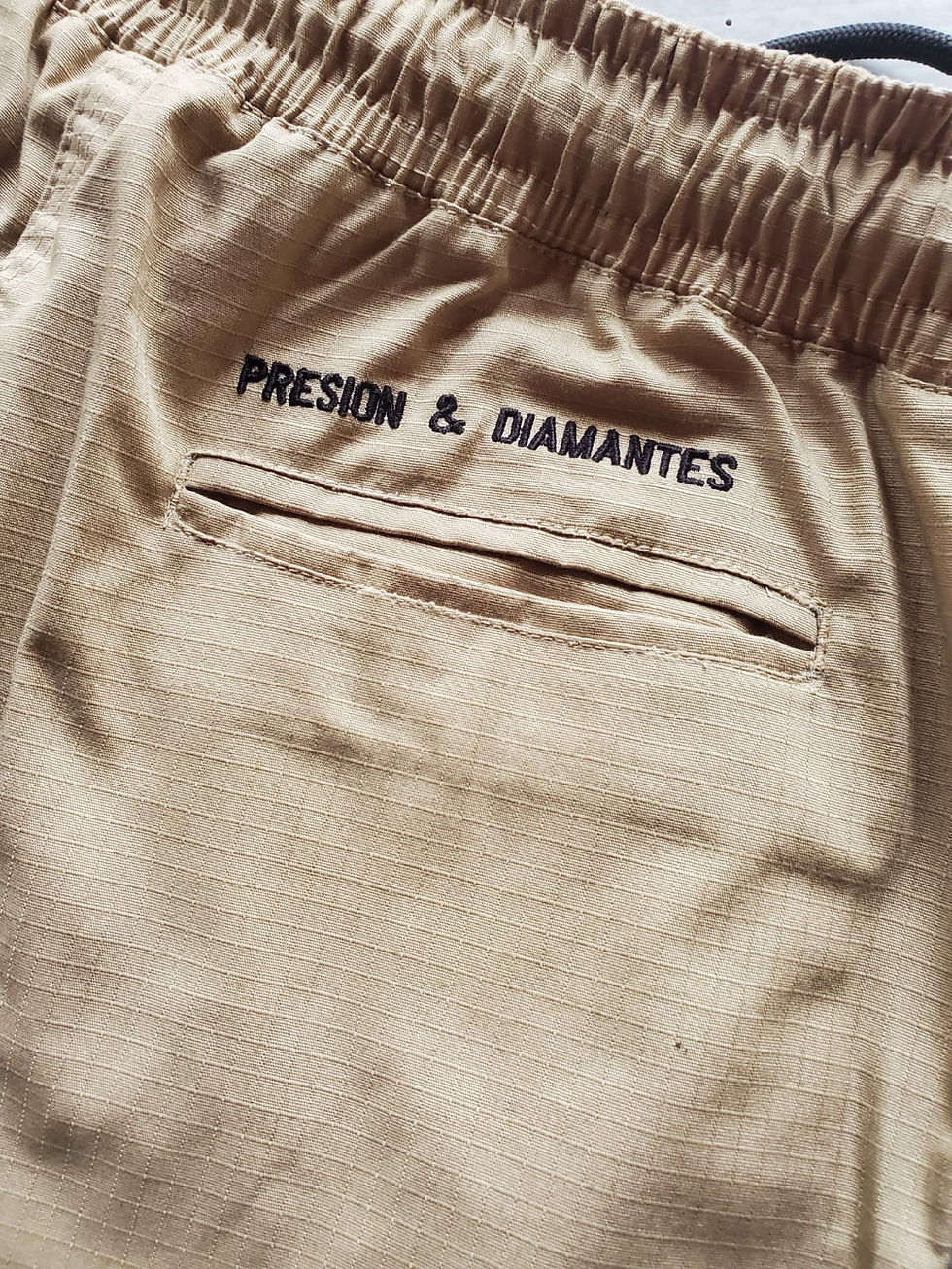 Miniatura: Pantalon Urbano de gi. Beige