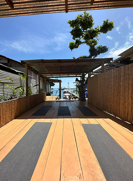 yoga lounge