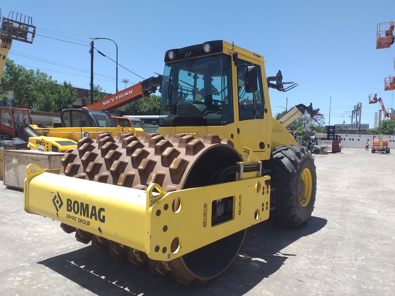 Compactador Bomag 211D P. C.