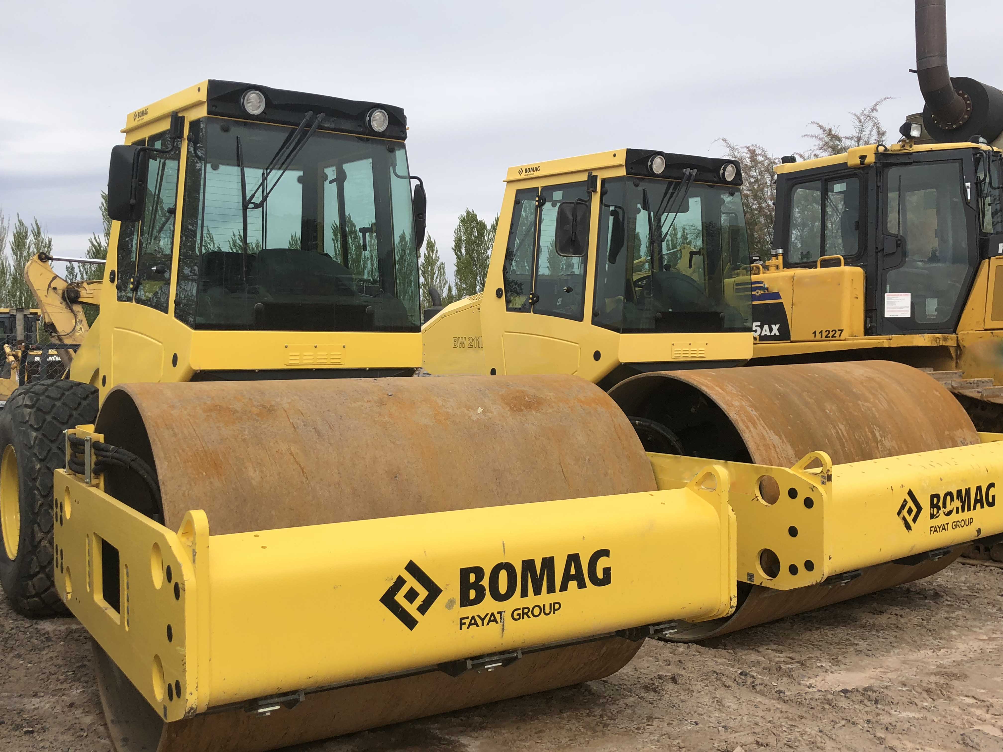 Compactador Bomag 211D Liso