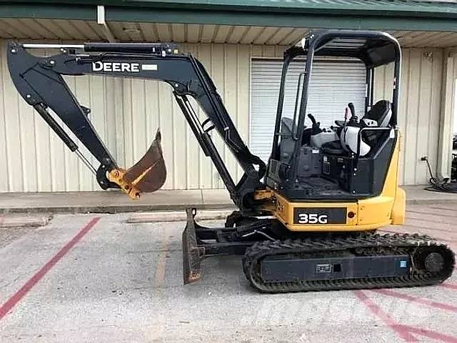Excavadora John Deere 35G