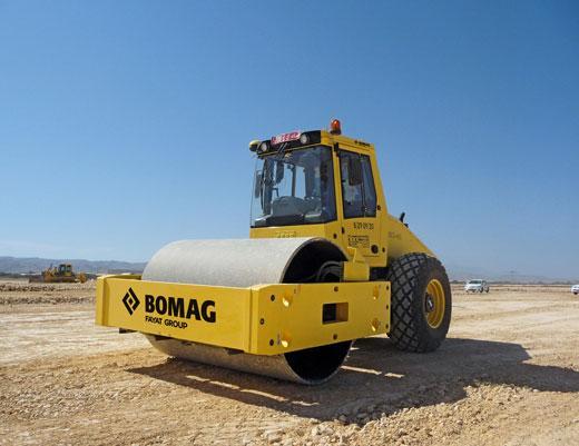 Compactador Bomag 218D Liso