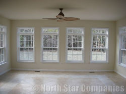 christinabreakfast-room1-600x450