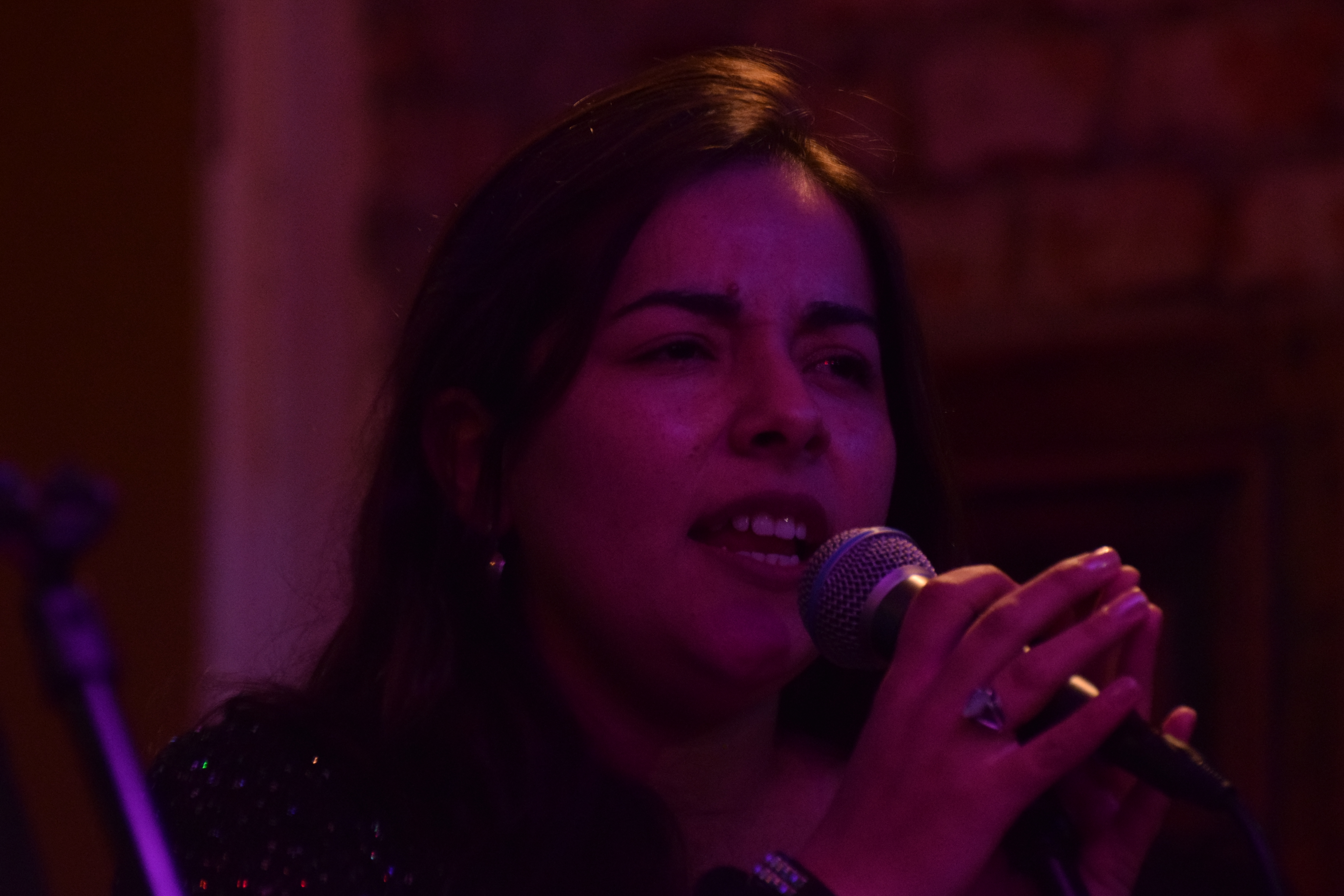 Debut en Bar Galería Aura