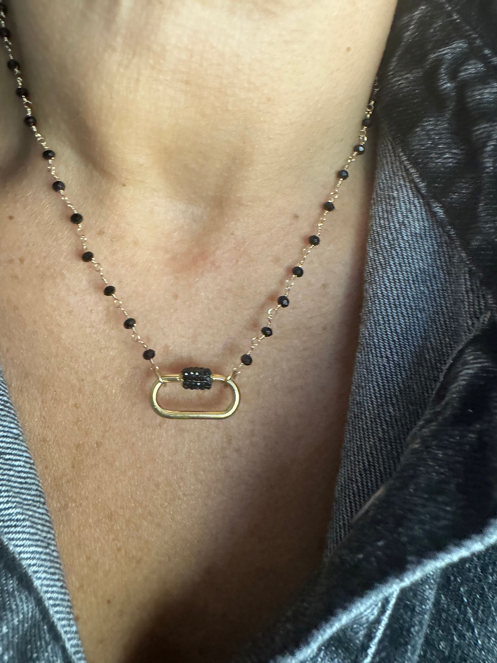Miniature : Collier Louise (noir ou blanc) 