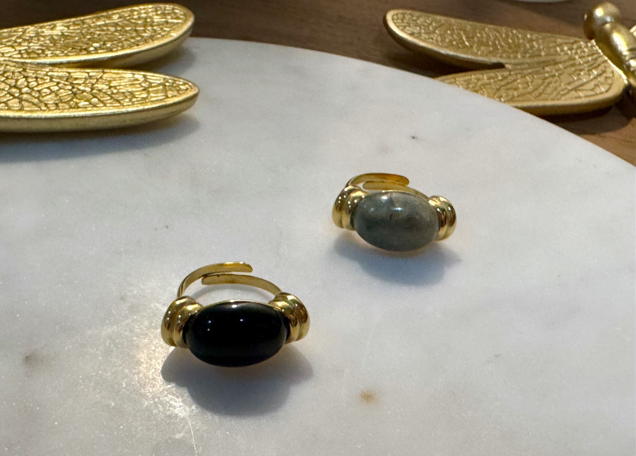 Bague ajustable Anabelle (noire ou grise) 