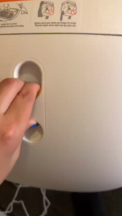 Self cleaning cat litter box