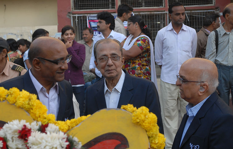 Centenary procession through Ramdaspeth
