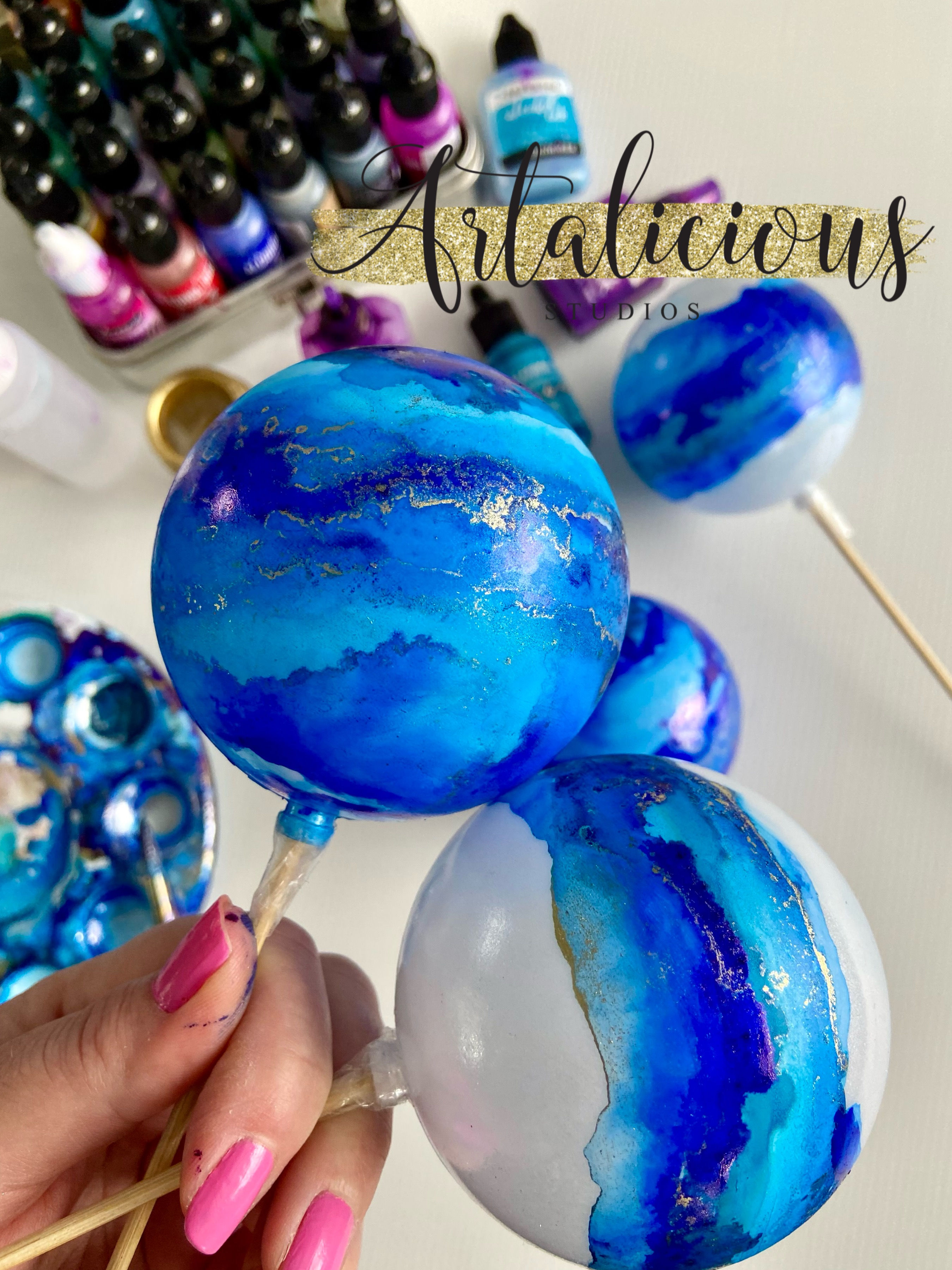 ALCOHOL INK BUBBLES & BAUBLES PAINT & CREATE A SET OF 6