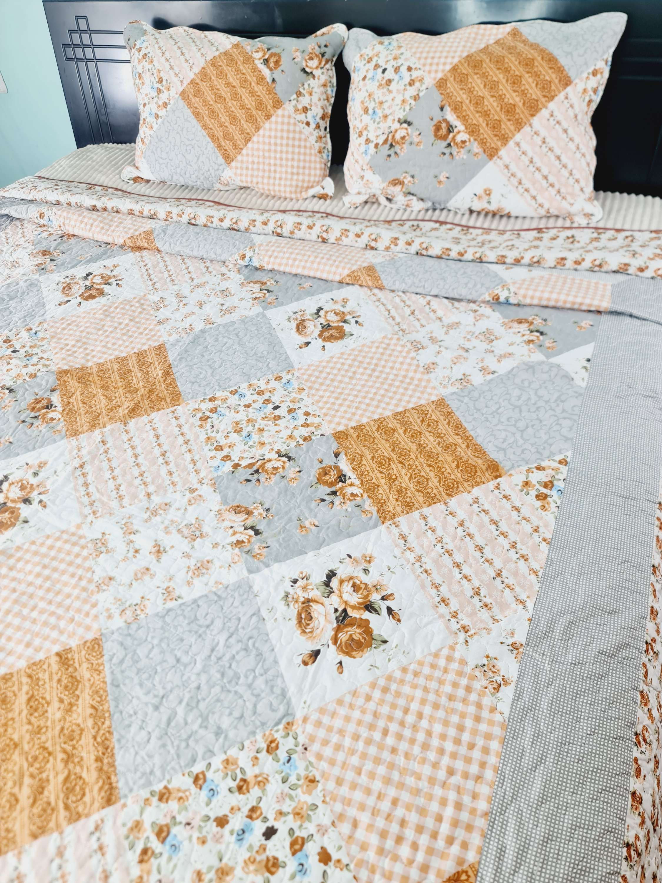 QUILTED COTTON BEDCOVER (WITH 2 PILLOW COVER) TB-BSDL-003