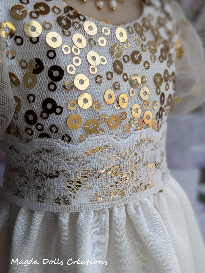 Miniature : 18/12 Robe de fête pour Fashion Friends Dolls