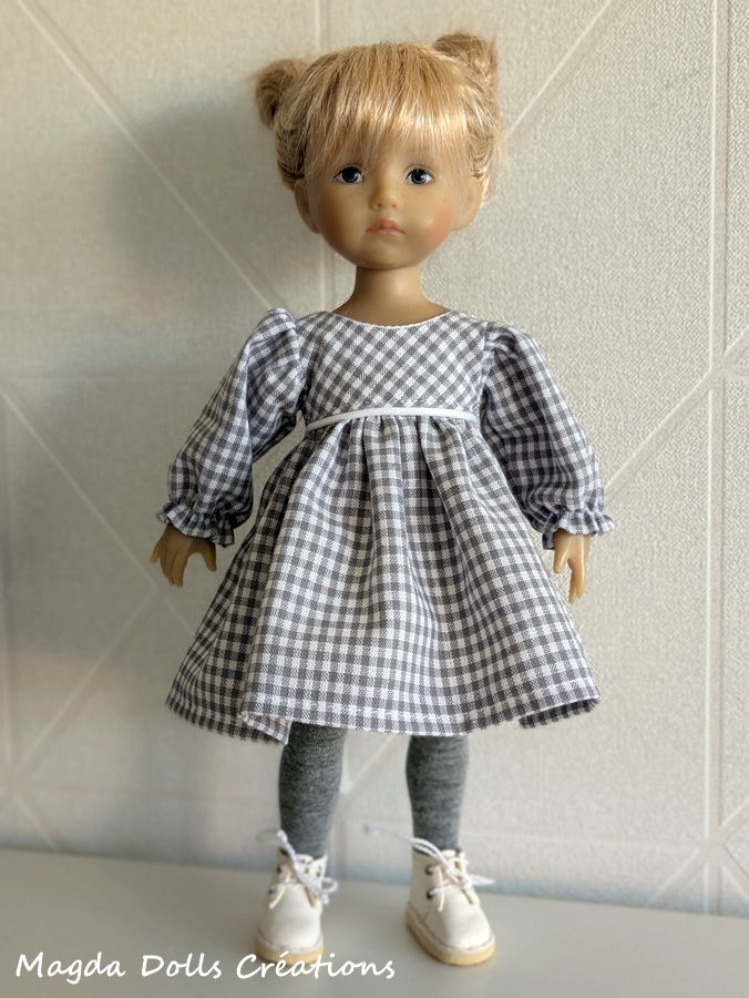Miniature : Robe grise, 3 variantes, différentes tailles.