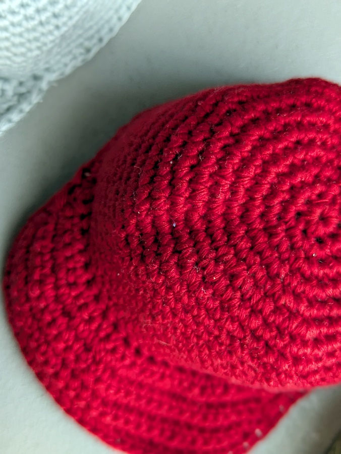 Thumbnail: Casquette au crochet pour Little Darling/Siblies
