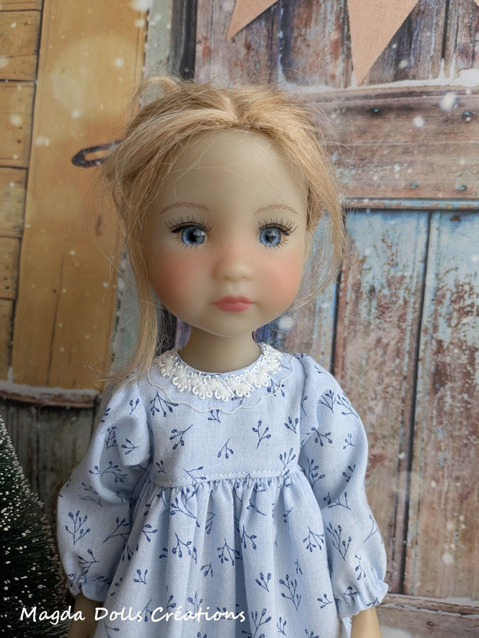 Thumbnail: 1B : Tenue de l'hiver (robe + bas)