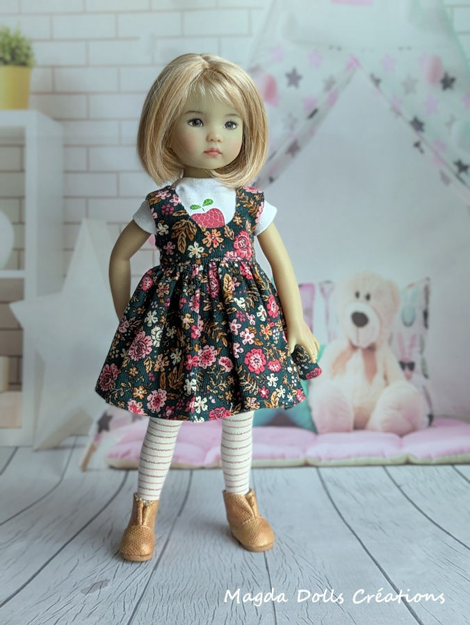 Miniaturbild: 16/12 Robe en velours milleraies. 4 Tailles